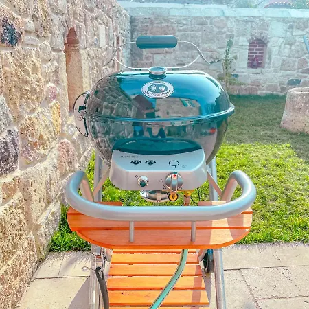 Miniq Homes 102 - Historical Stone House With Garden Cinema Σπίτι διακοπών Foca