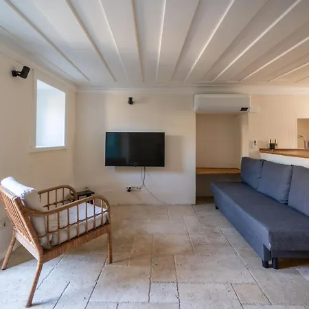 Miniq Homes 102 - Historical Stone House With Garden Cinema * Foça